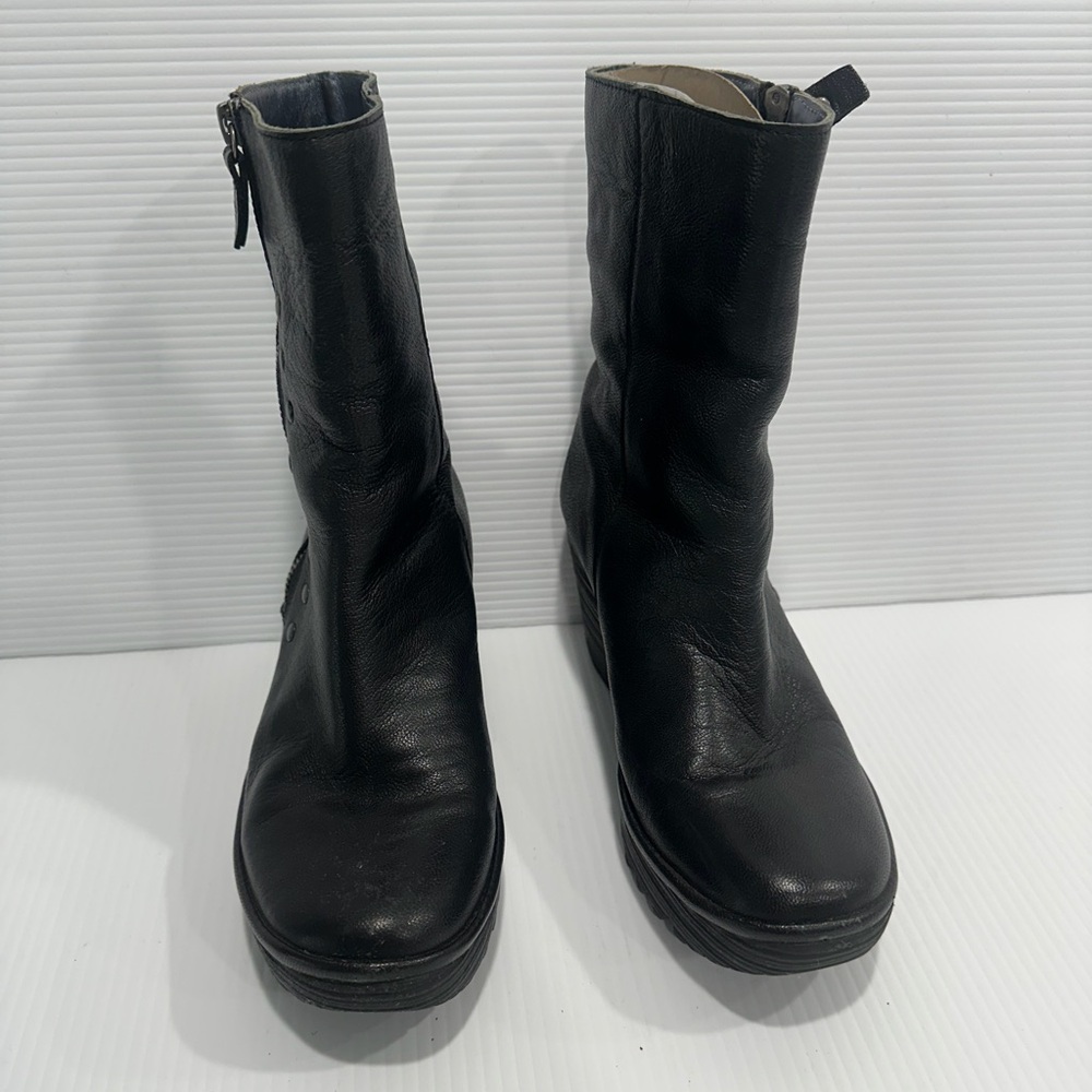 Fly London Black Leather Women's Boots